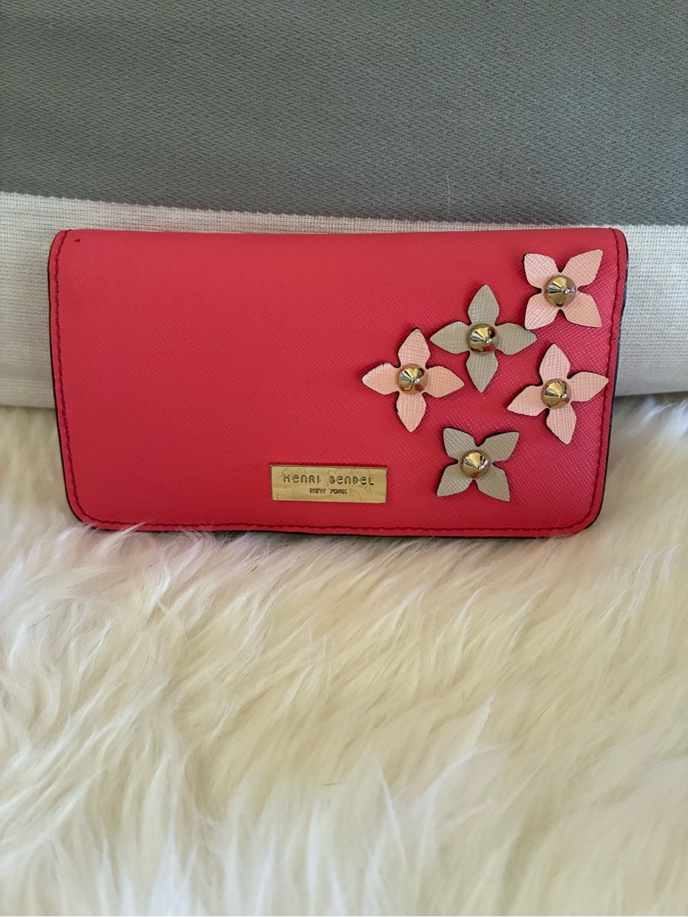 henri bendel coral pink floral applique wallet